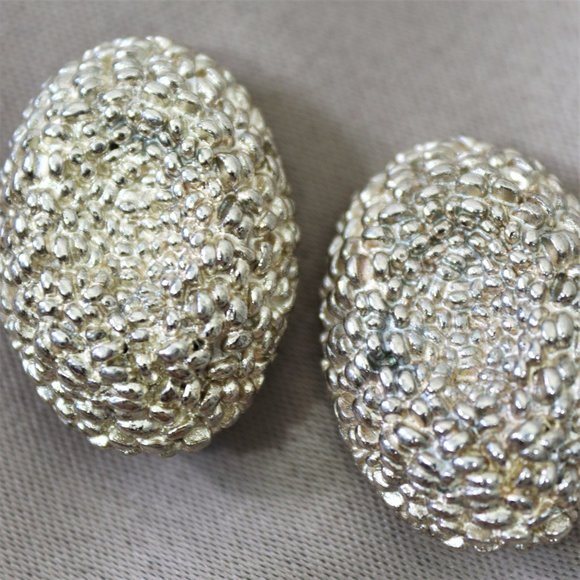 Givenchy Vintage Earrings Clip On with Givenchy Insignia - Picture 2 of 4